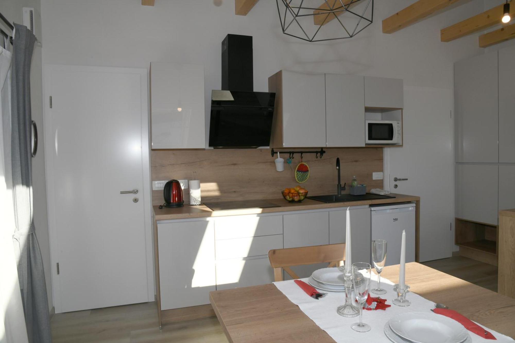בוהין Apartments Ajda מראה חיצוני תמונה